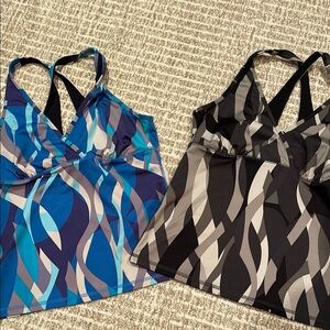 IN MOTION Blue and Black Patterned Women's Athletic tops Sz M